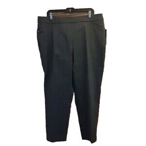 Briggs New York Women's 18 Flat Front Pull On Capri Pant Slimming Solution